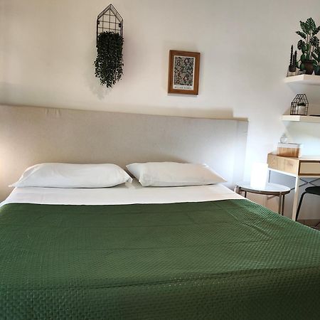 Casa Viola A 900 Mt Dalla Staz. Centrale Pescara Exteriér fotografie