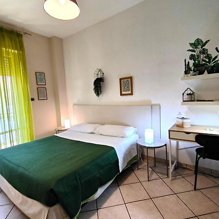 Casa Viola A 900 Mt Dalla Staz. Centrale Pescara Exteriér fotografie