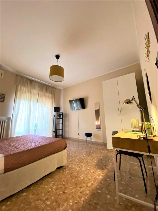 Casa Viola A 900 Mt Dalla Staz. Centrale Pescara Exteriér fotografie