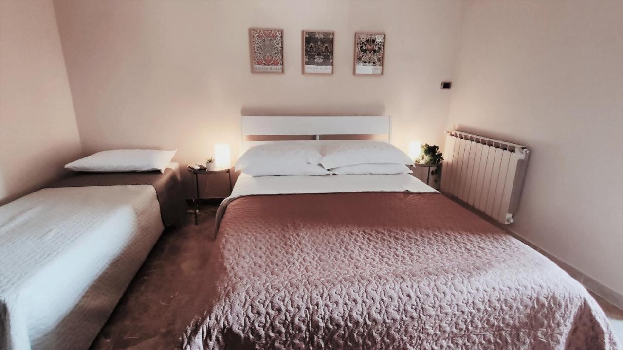 Casa Viola A 900 Mt Dalla Staz. Centrale Pescara Exteriér fotografie